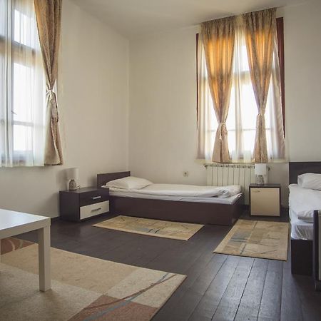 Hotello Sofia Exteriör bild